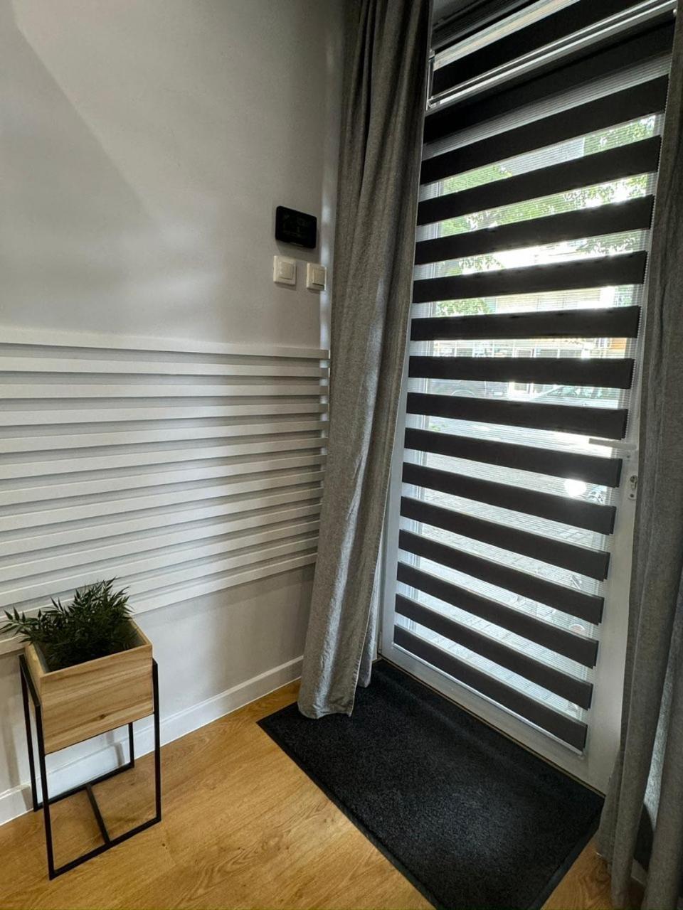 Casa Raffaelo Apartment Burgas ภายนอก รูปภาพ
