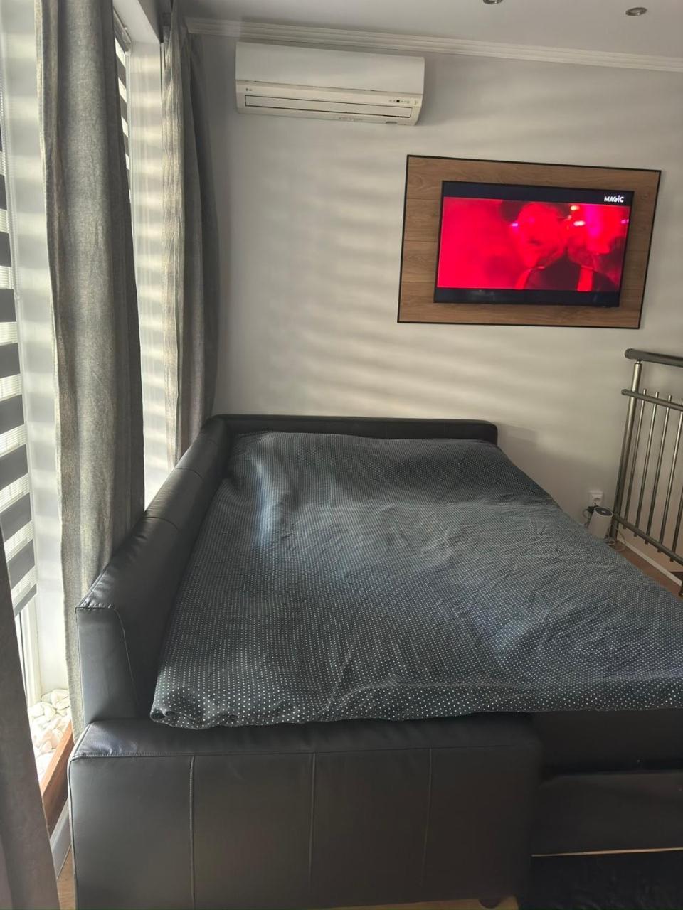 Casa Raffaelo Apartment Burgas ภายนอก รูปภาพ