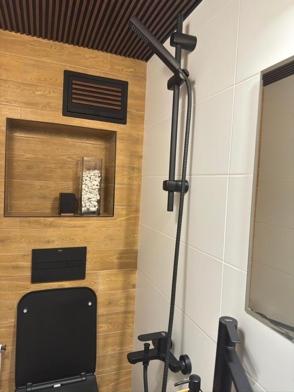 Casa Raffaelo Apartment Burgas ภายนอก รูปภาพ